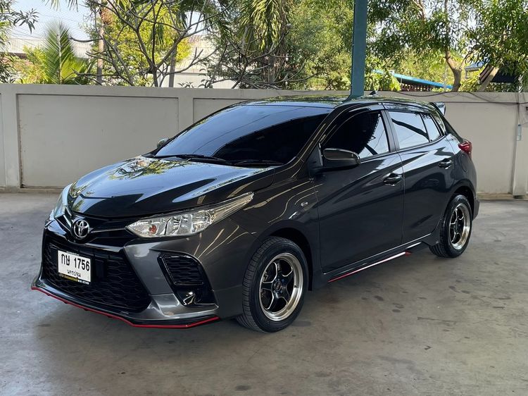 รถ Toyota Yaris 1.2 Entry สี เทา