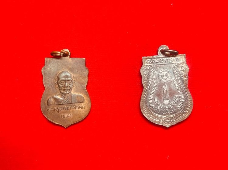🔴 หลวงพ่อทวด 2 เหรียญ สายใต้แท้ พุทธคุณแรง แคล้วคลาด ปลอดภัย ค้าขายดี บูชาคู่ รูปที่ 2