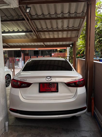 รถ Mazda Mazda 2 1.3 สี ขาว