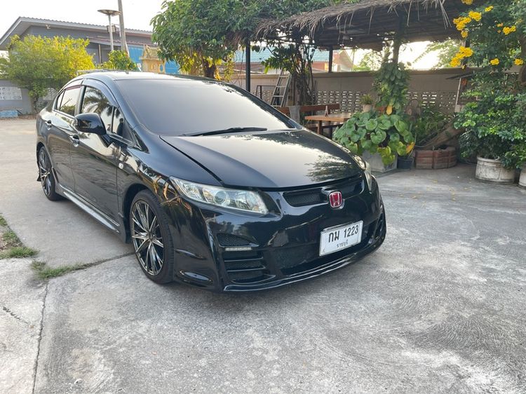 รถ Honda Civic 1.8 E i-VTEC สี ดำ