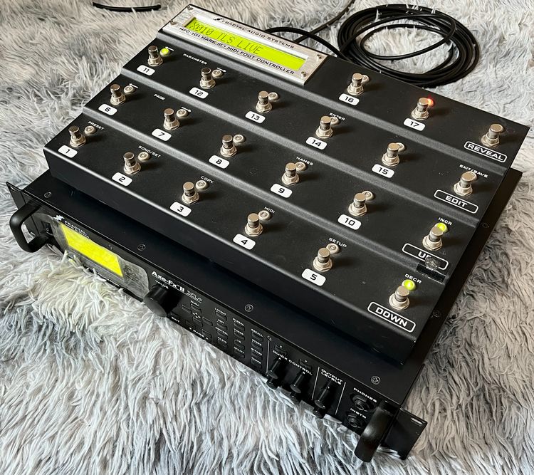 Fractal AXE FX II XL+ + MFC-101 mkiii