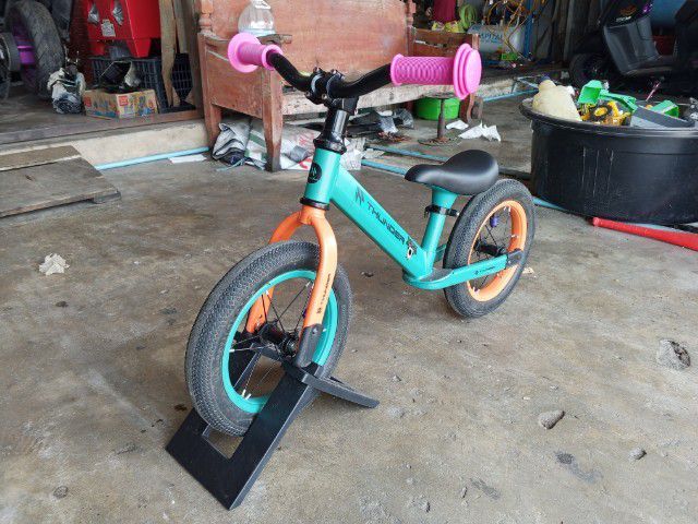 รถขาไถพร้อมเล่นมือ2 รูปที่ 4