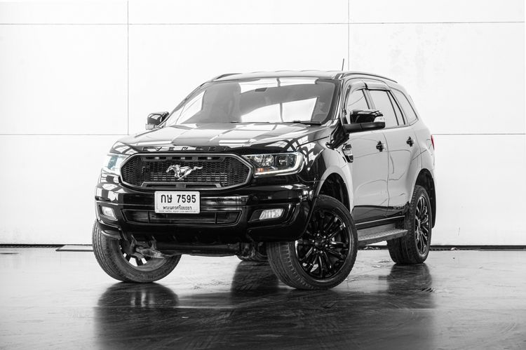 รถ Ford Everest 2.0 Turbo Sport สี ดำ