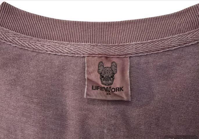 แท้💯 เสื้อยืด Life Work ลายปักน้องหมา ทรง Oversize สีฟอกวินเทจ ชมพู ,เขียวขี้ม้า สภาพดีมาก  รูปที่ 5