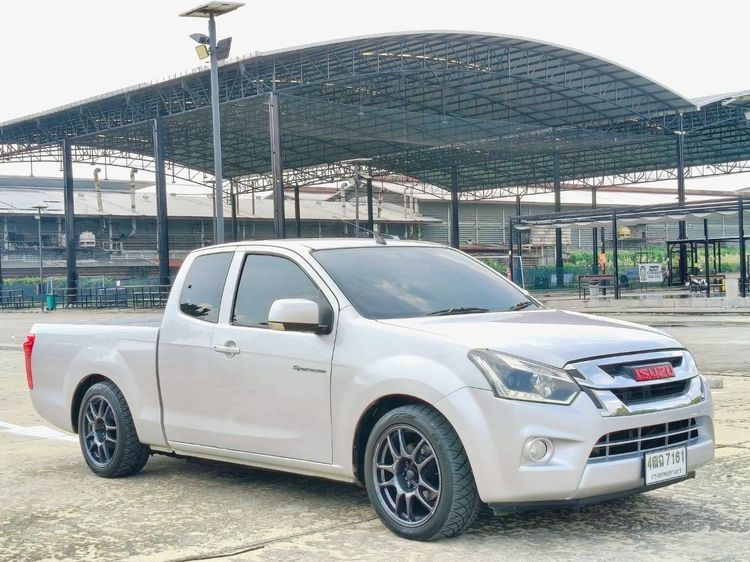 Isuzu D-MAX 2015 1.9 Z Pickup ดีเซล ไม่ติดแก๊ส เกียร์ธรรมดา เงิน รูปที่ 4