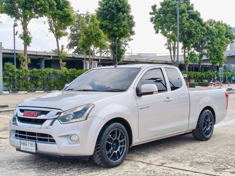 Isuzu D-MAX 2015 1.9 Z Pickup ดีเซล ไม่ติดแก๊ส เกียร์ธรรมดา เงิน รูปที่ 2