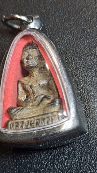 รูปหล่อหลวงพ่อพรหมติดหน้ารถแถมปู่ทวดแถมสมเด็จ รูปที่ 10