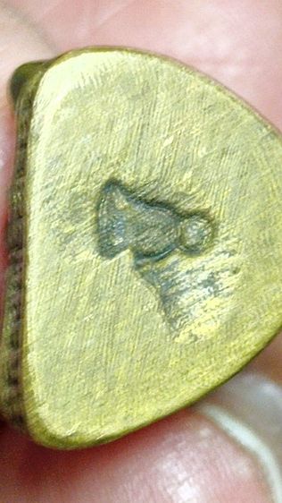 รูปหล่อหลวงพ่อพรหมติดหน้ารถแถมปู่ทวดแถมสมเด็จ รูปที่ 5