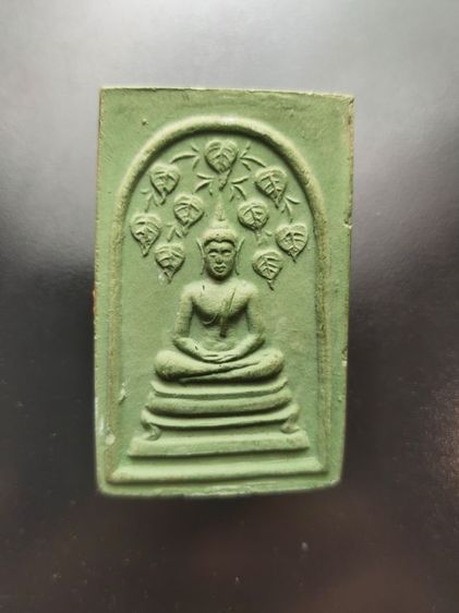 พระสมเด็จปรกโพธิ์ 9 ใบ หลวงพ่อกวย ชุตินธโร วัดโฆสิตาราม จังหวัดชัยนาท เนื้อเขียวก้านมะลิ  รูปที่ 4