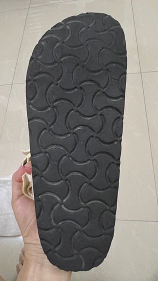 รองเท้าลำลอง รูปที่ 6