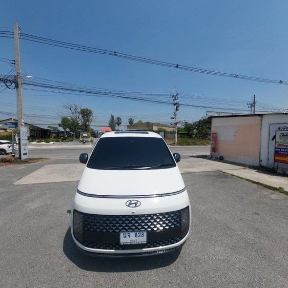 Hyundai Staria 2023 PREMIUM 2.2 Utility-car ดีเซล ไม่ติดแก๊ส เกียร์อัตโนมัติ ขาว รูปที่ 2