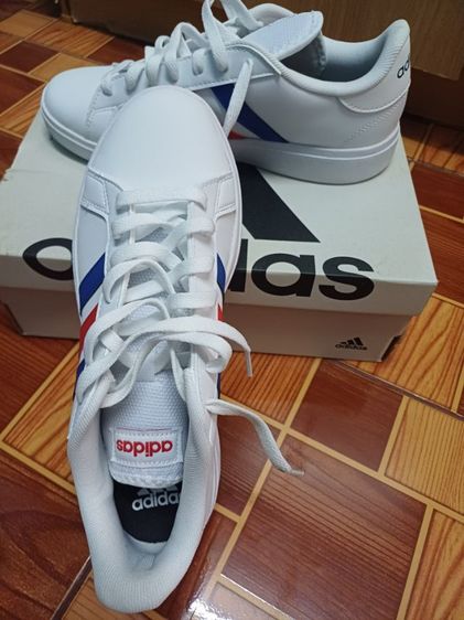ขายรองเท้า adidas รูปที่ 4