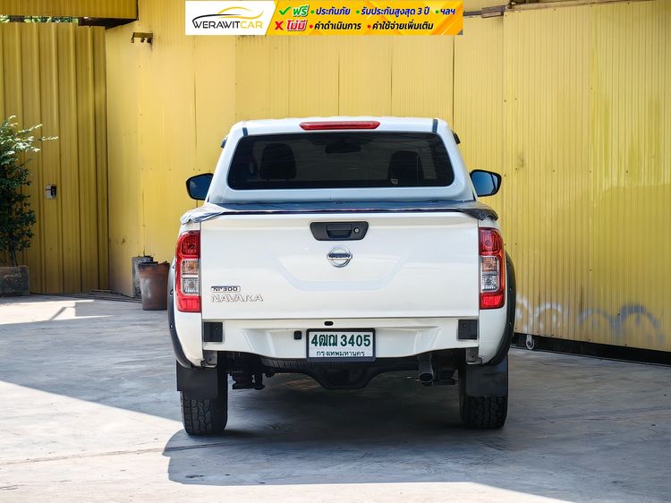 Nissan NP300-NAVARA 2017 2.5 S Pickup ดีเซล ไม่ติดแก๊ส เกียร์ธรรมดา บรอนซ์เงิน รูปที่ 4
