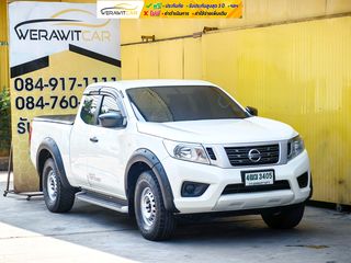 Nissan NP 300 Navara 2.5 KING CAB S Pickup ปี 2017 เครื่อง ดีเซล เกียร์ ธรรมดา รถสวยเดิม