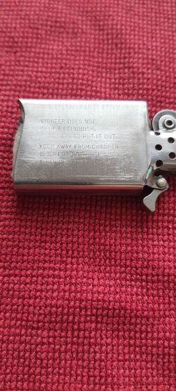 ไฟแชคZippo bradford 2 ขีด รูปที่ 8