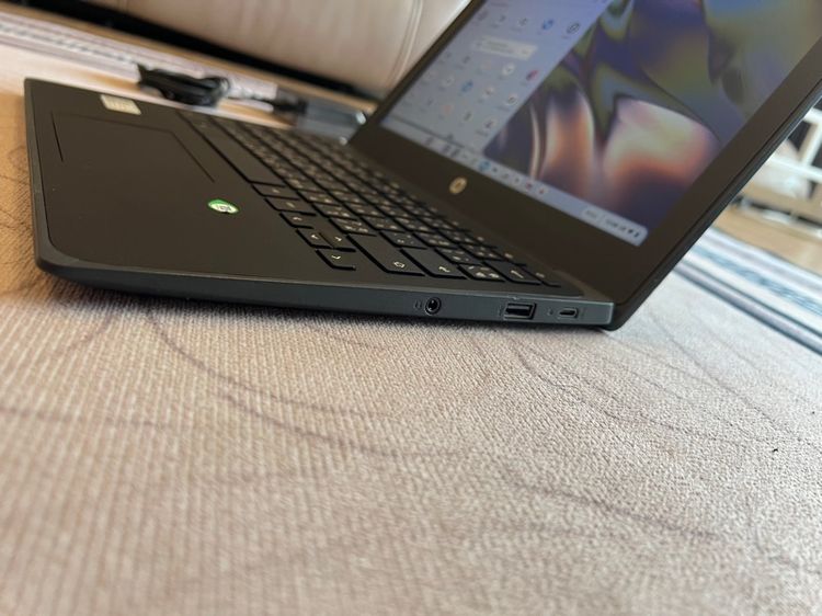 Chromebook ใช้งานเหมือนโน๊ตบุ๊ค เล่นเน็ต ทำงานไวมาก แบตเล่นได้ทั้งวัน รูปที่ 7