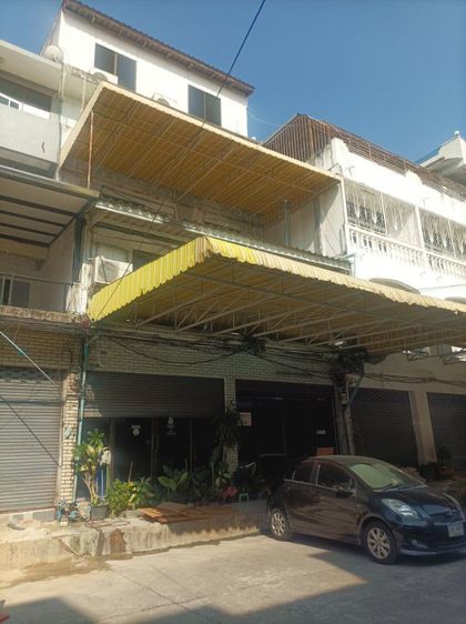 ขายอาคารพาณิชย์2คูหาลาดพร้าว