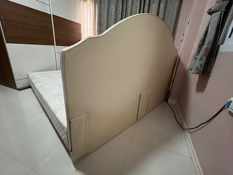 เตียงพร้อมที่นอน Sealy สภาพดี ไม่ยุบ ซื้อมาเกือบ 7 หมื่น รูปที่ 4