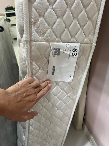 เตียงพร้อมที่นอน Sealy สภาพดี ไม่ยุบ ซื้อมาเกือบ 7 หมื่น รูปที่ 11