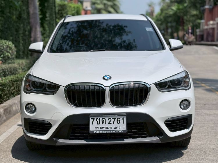 BMW X1 2019 1.5 sDrive18i Iconic Utility-car เบนซิน เกียร์อัตโนมัติ ขาว รูปที่ 2