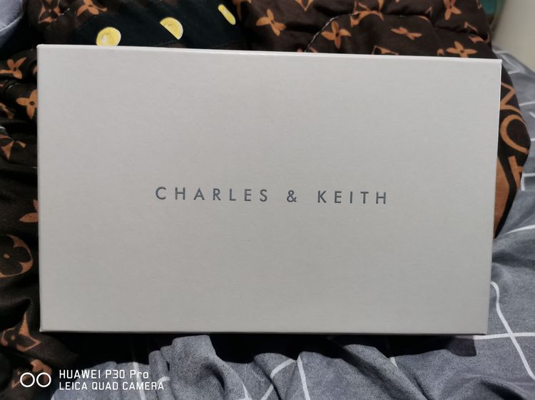 กระเป๋าสะพาย​ Charles​ and​ Keitl รูปที่ 9