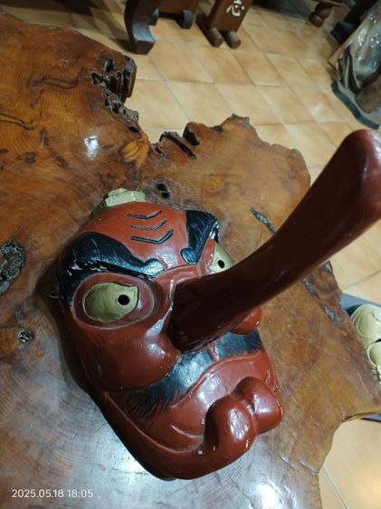 หน้ากากไม้แกะสลัก เทนกุ รูปที่ 4