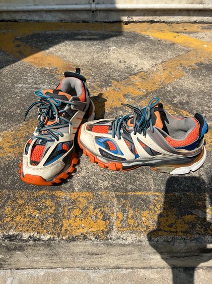 รองเท้า balenciaga  รูปที่ 2