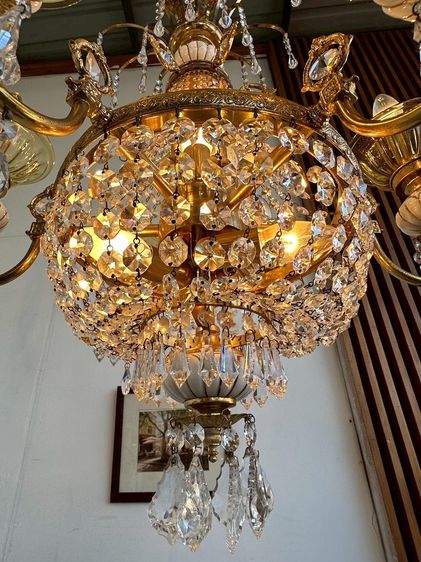 โคมไฟแชนเดอเลียร์ ประดับคริสตัส โครงทองเหลือง  รูปที่ 11