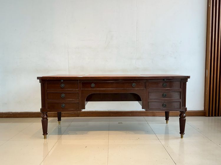 โต๊ะทำงาน สไตล์วินเทจ  7 ลิ้นชัก ท็อปหุ้มหนัง PU สีน้ำตาล ขากลึงกลม