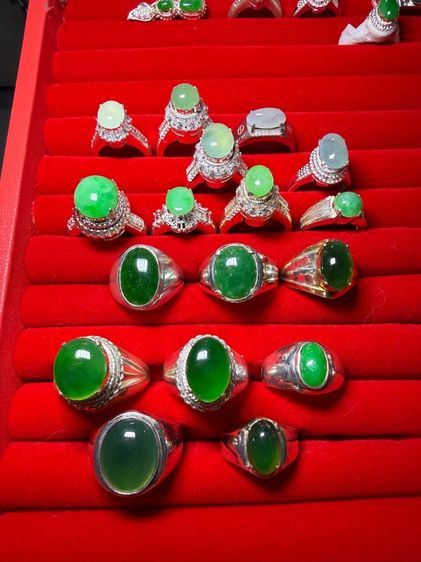หยกพม่าแท้ jadeite type A