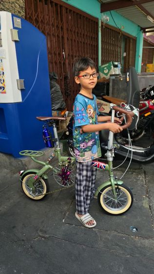 ขายจักยาน ลอนดอน ล้อ12นิ้ว แต่งเต็ม รูปที่ 8