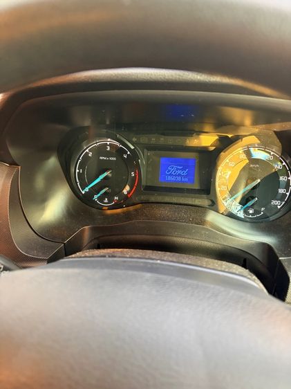 Ford Ranger 2019 2.2 Hi-Rider XLS Pickup ดีเซล เกียร์ธรรมดา ดำ รูปที่ 4