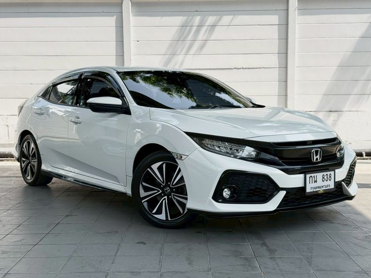 Honda Civic 2017 1.5 Turbo Sedan เบนซิน ไม่ติดแก๊ส เกียร์อัตโนมัติ ขาว รูปที่ 2