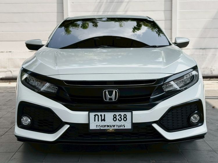 รถ Honda Civic 1.5 Turbo สี ขาว