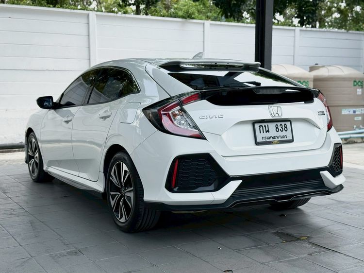 Honda Civic 2017 1.5 Turbo Sedan เบนซิน ไม่ติดแก๊ส เกียร์อัตโนมัติ ขาว รูปที่ 4