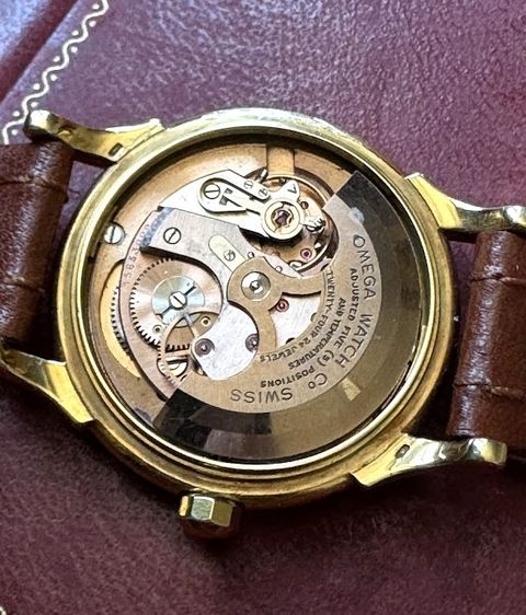 Omega Constellation deluxe automatic 1950s. รูปที่ 11