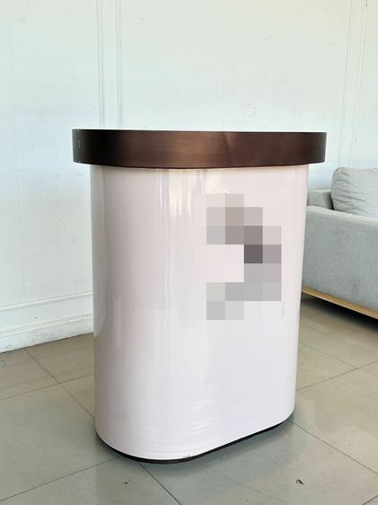 เคาน์เตอร์วางสินค้า 1 บานเปิด ท็อปไม้ MDF ขอบสแตนเลสสีน้ำตาล โครงไม้อัด HMR ผิวไฮกรอสสีชมพู  รูปที่ 3