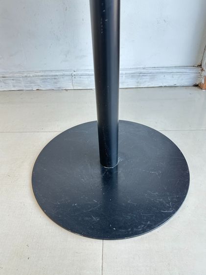 โต๊ะทานอาหาร ท็อปไม้ MDF ปิดผิวลามิเนตลายไม้สีน้ำตาล โครงขาเหล็กสีดำ  รูปที่ 9