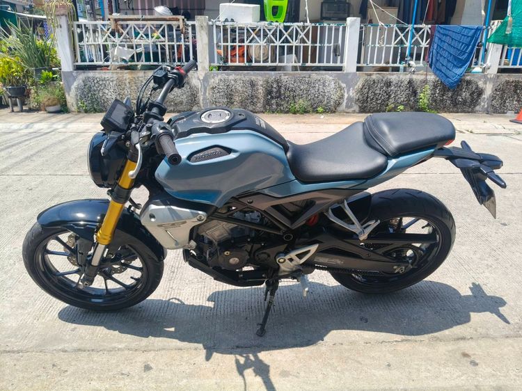 🛵ยังไงก็ขาย CB150R ปี 61 เครื่องดี สีสวย สตาร์ทมือ วิ่งน้อย6500โล รถบ้านพร้อมใช้งาน เปลี่ยนน้ำมันเครื่องฟรี ส่งฟรี30กิโล รูปที่ 2