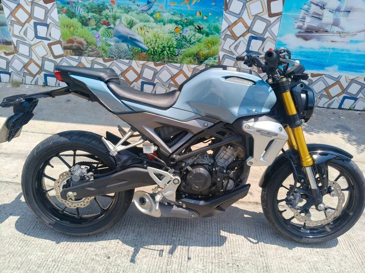 🛵ยังไงก็ขาย CB150R ปี 61 เครื่องดี สีสวย สตาร์ทมือ วิ่งน้อย6500โล รถบ้านพร้อมใช้งาน เปลี่ยนน้ำมันเครื่องฟรี ส่งฟรี30กิโล รูปที่ 3