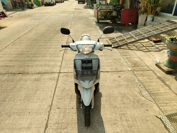 🛵ยังไงก็ขาย MIO ปี48(ขายตามสภาพ ไม่มีส่งฟรี) เครื่องดี สีสวย สตาร์ทมือ เล่มชุดโอนครบ+เปลี่ยนถ่ายน้ำมันเครื่องฟรี  รูปที่ 4