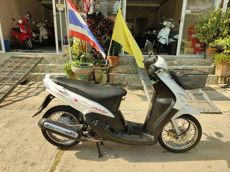 🛵ยังไงก็ขาย MIO ปี48(ขายตามสภาพ ไม่มีส่งฟรี) เครื่องดี สีสวย สตาร์ทมือ เล่มชุดโอนครบ+เปลี่ยนถ่ายน้ำมันเครื่องฟรี  รูปที่ 3