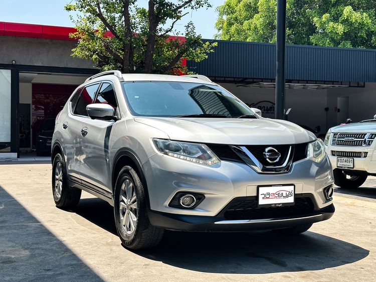 Nissan X-Trail 2018 2.0 V 4WD Utility-car เบนซิน เกียร์อัตโนมัติ เทา รูปที่ 3