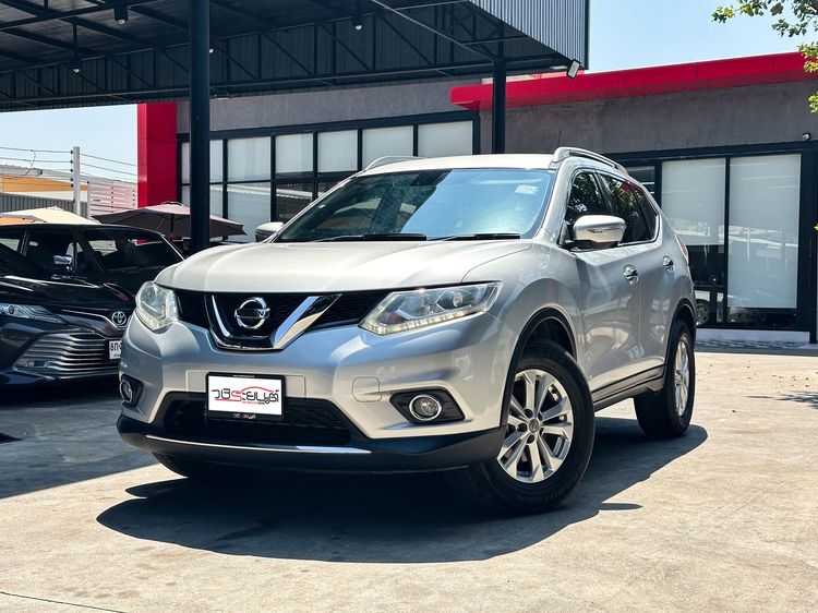 รถ Nissan X-Trail 2.0 V 4WD สี เทา