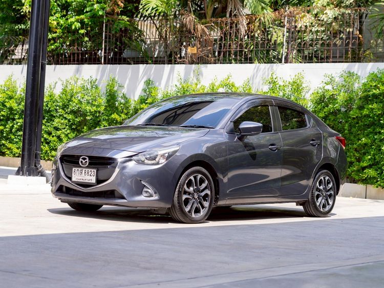Mazda Mazda 2 2017 1.5 XD High Connect Sedan ดีเซล ไม่ติดแก๊ส เกียร์อัตโนมัติ เทา รูปที่ 3