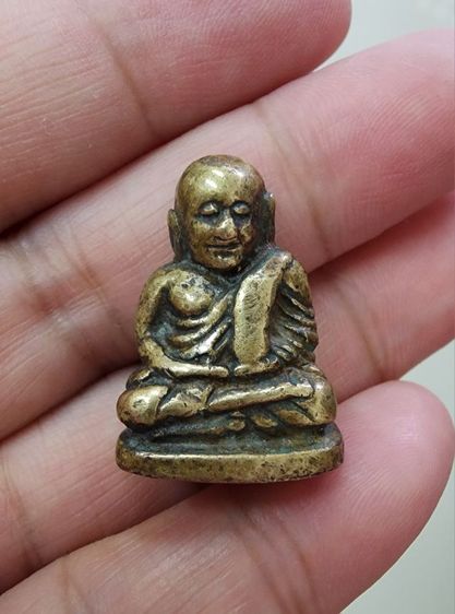 หลวงพ่อเงิน วัดบางคลานพิมพ์นิยมเก่า