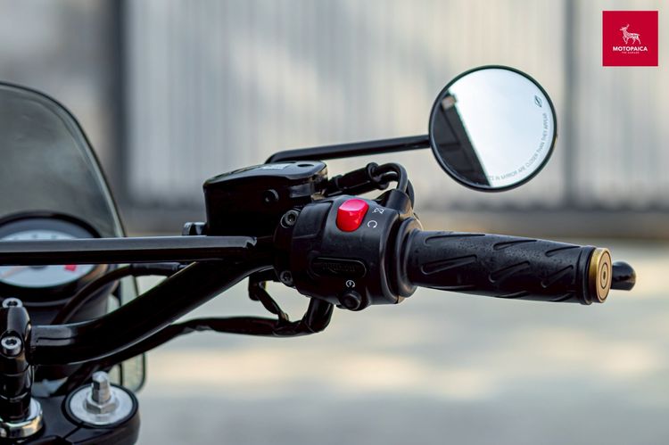 Triumph Thruxton900 Custom ปี2015 สีดำ วิ่งน้อย8,000Km.  รูปที่ 13