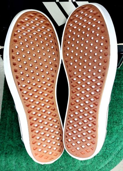 รองเท้า💥VANS Slip - On💥ของแท้‼️ลายสก็อต สีขาว - ดำ สวยๆ เดิม สภาพดี💥ไซร์ 43 รูปที่ 16