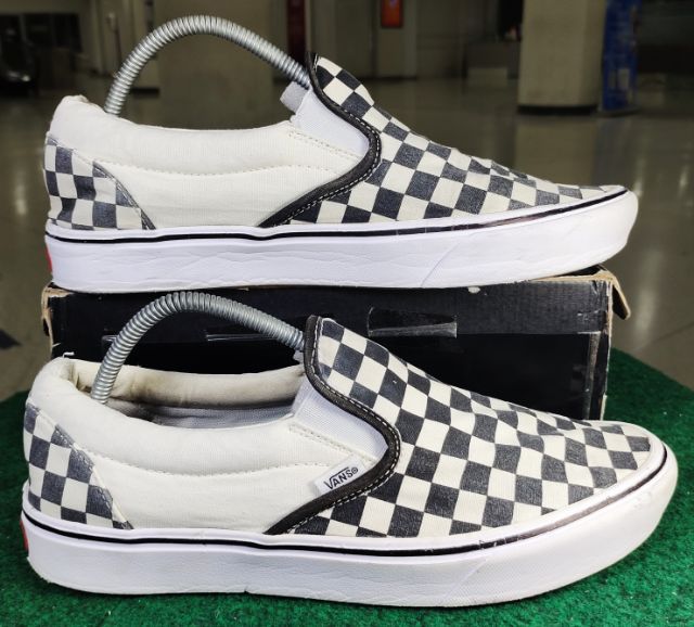 รองเท้า💥VANS Slip - On💥ของแท้‼️ลายสก็อต สีขาว - ดำ สวยๆ เดิม สภาพดี💥ไซร์ 43 รูปที่ 10