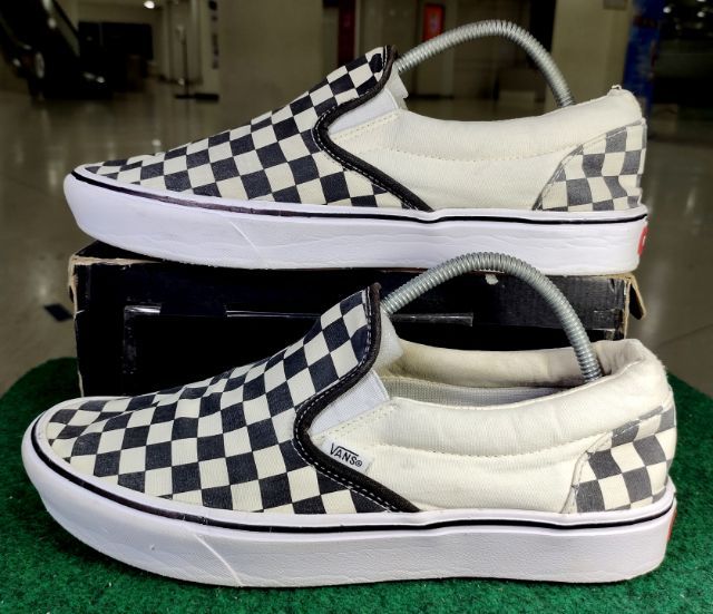 รองเท้า💥VANS Slip - On💥ของแท้‼️ลายสก็อต สีขาว - ดำ สวยๆ เดิม สภาพดี💥ไซร์ 43 รูปที่ 11